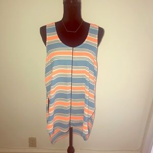 LUSH high/low sleeveless blouse!